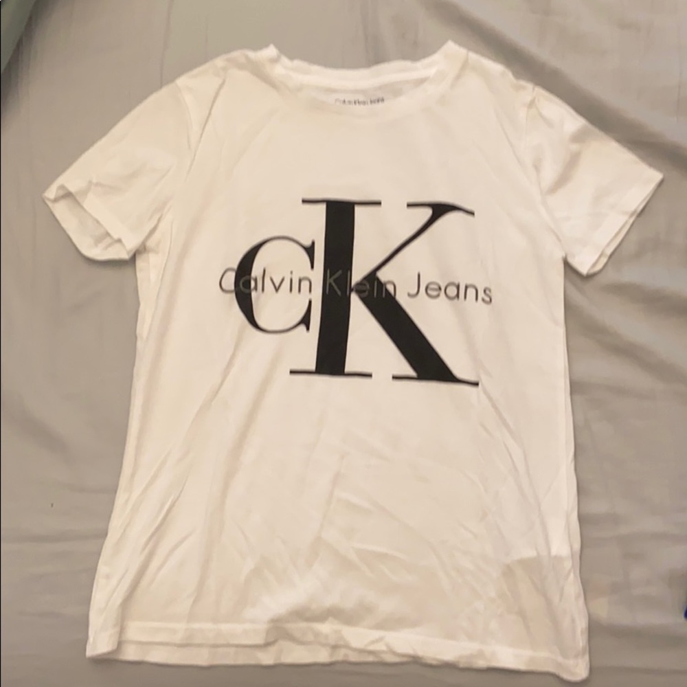 🖤Calvin Klein T-Shirt🤍